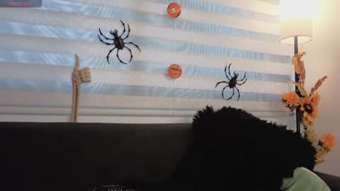 midori__san online show from November 4, 7:13 pm