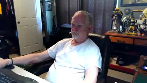 midwestdad09 online show from May 13, 7:11 pm