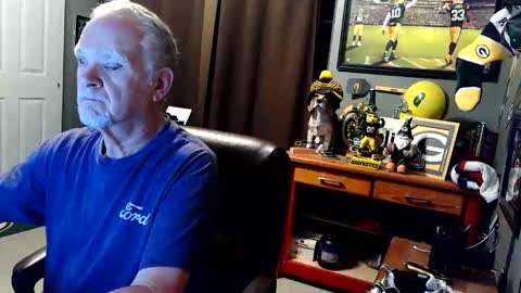 Snapshot of midwestdad09 chatting on May 21, 9:16 am midwestdad09 online show from May 21, 9:16 am