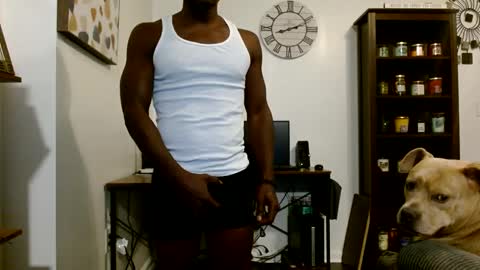 Snapshot of mightymandingo chatting on September 13, 12:10 am Mightymandingo online show from September 13, 12:10 am