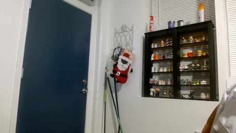 Snapshot of mightymandingo chatting on December 20, 3:02 am Mightymandingo online show from December 20, 3:02 am