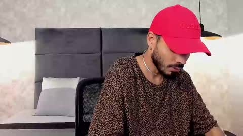 miguelsanfrancisco online show from September 12, 12:05 pm