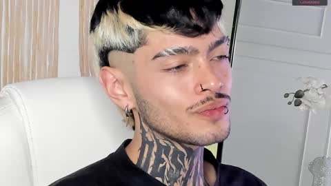 MIHAIL LEROY finally independent model online show from December 20, 12:41 am