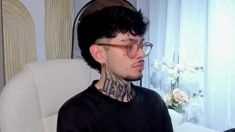 MIHAIL LEROY finally independent model online show from March 11, 11:26 pm