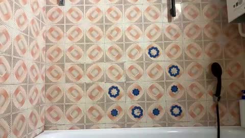 Snapshot of mihc1117 chatting on December 19, 11:23 pm CoolFlow online show from December 19, 11:23 pm