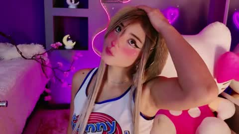   online show from March 27, 12:16 pm