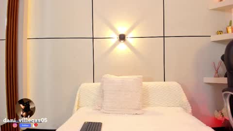    online show from February 11, 12:21 pm