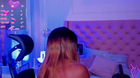 Miia Schwarz  online show from September 15, 4:45 am