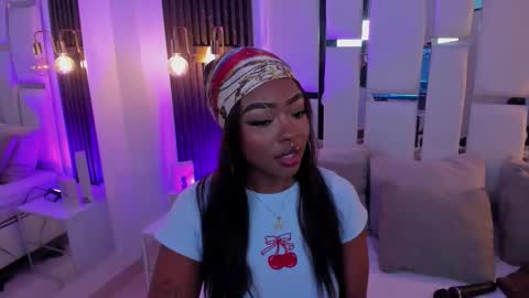 Miia Schwarz  online show from October 16, 12:33 am