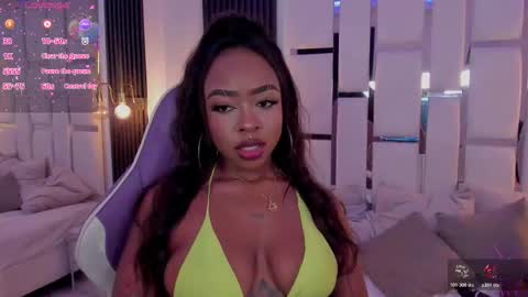 Miia Schwarz  online show from November 24, 5:40 am