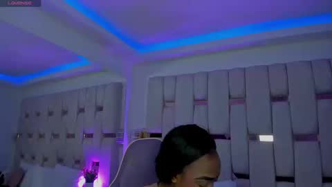 Miia Schwarz  online show from March 16, 10:14 pm