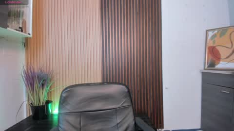 Miia 3 online show from December 23, 12:08 pm