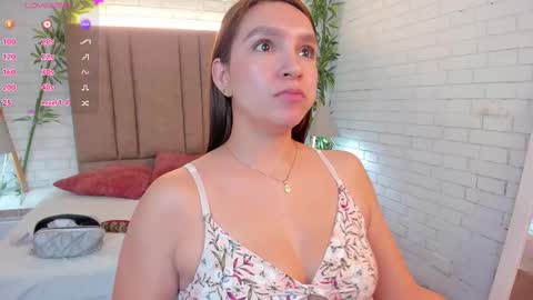 Miia 3 online show from February 13, 5:54 pm