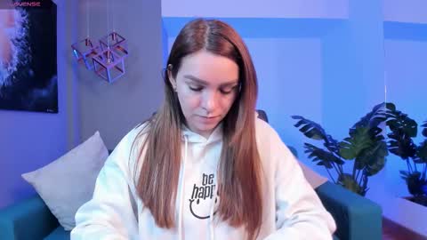 Miia 3 online show from November 22, 11:31 am