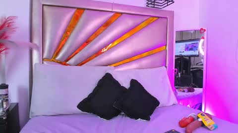 miiastorm online show from March 21, 4:17 am