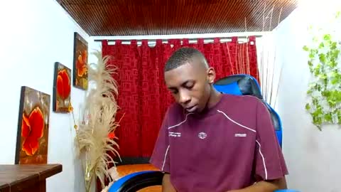 milo online show from February 23, 8:39 pm