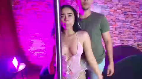 Snapshot of miiss__dulce chatting on September 19, 2:07 pm Dulce online show from September 19, 2:07 pm