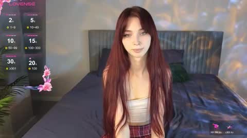 Snapshot of miiss_jessica chatting on November 19, 8:25 am Jessica online show from November 19, 8:25 am