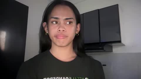 Snapshot of mika_pedersen chatting on October 22, 12:38 pm mika_pedersen online show from October 22, 12:38 pm