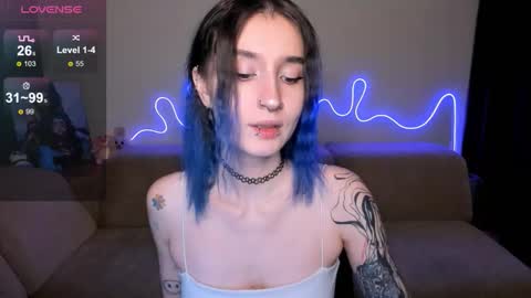 Snapshot of mika_reid chatting on November 21, 2:16 pm Mika online show from November 21, 2:16 pm