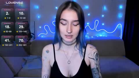 Snapshot of mika_reid chatting on January 11, 2:11 pm Mika online show from January 11, 2:11 pm