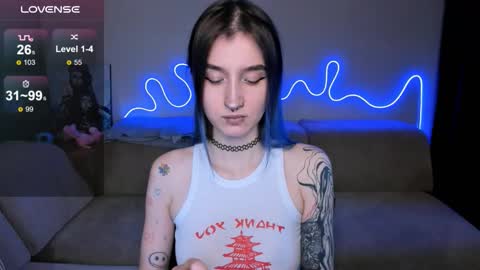 Snapshot of mika_reid chatting on January 15, 11:48 am Mika online show from January 15, 11:48 am