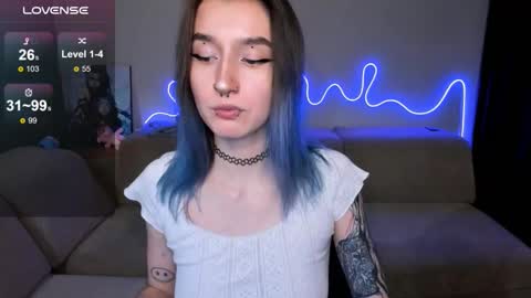 Snapshot of mika_reid chatting on January 18, 3:49 pm Mika online show from January 18, 3:49 pm