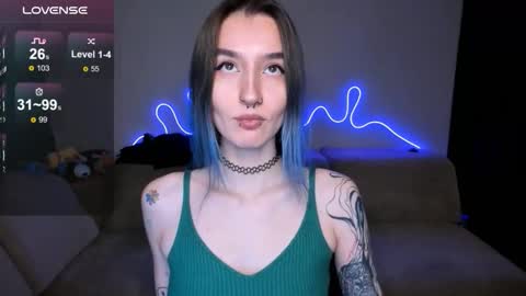 Snapshot of mika_reid chatting on February 4, 10:43 am Mika online show from February 4, 10:43 am