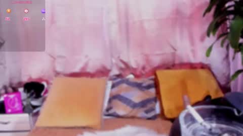 Snapshot of mikaela_lust chatting on October 28, 1:58 pm Mikaela Lust online show from October 28, 1:58 pm