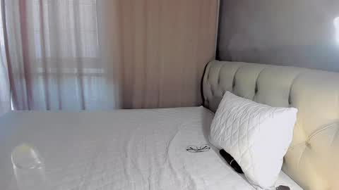 mikasssu online show from December 5, 9:06 am