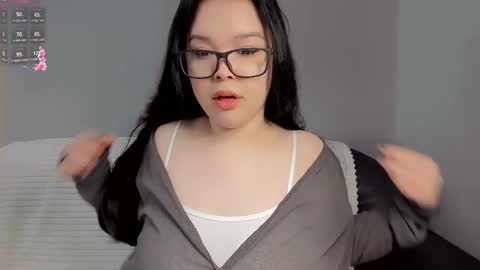 mikasssu online show from November 5, 9:42 am