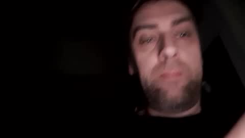 Snapshot of mikavfr chatting on December 1, 4:28 am Mika online show from December 1, 4:28 am