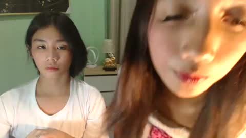 Snapshot of mikaydoll chatting on February 13, 11:39 am mikay online show from February 13, 11:39 am