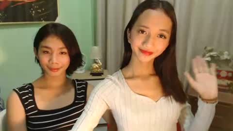 Snapshot of mikaydoll chatting on February 17, 11:18 am mikay online show from February 17, 11:18 am