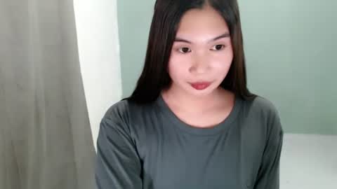 Kyla online show from October 3, 5:32 pm