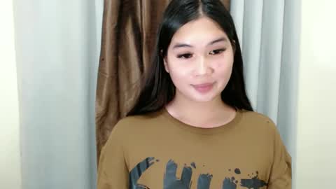 Kyla online show from November 24, 9:25 pm