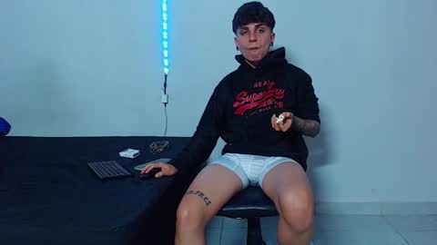 Mike IMDEPENDIENT MODEL online show from October 9, 5:05 am