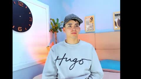 Snapshot of mike_0233 chatting on January 14, 7:38 am Mike 0233 online show from January 14, 7:38 am