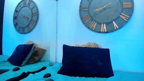 Snapshot of mike_0233 chatting on February 13, 7:13 am Mike 0233 online show from February 13, 7:13 am