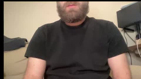 Snapshot of mike_berlin1 chatting on December 2, 3:51 pm MIke online show from December 2, 3:51 pm