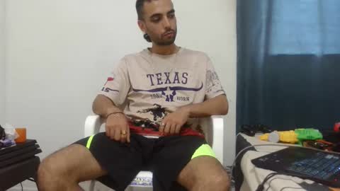 Snapshot of mike_leonrey22 chatting on December 4, 8:50 pm mike_leonrey22 online show from December 4, 8:50 pm