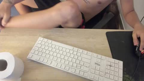 mike_master9 online show from October 7, 5:04 am