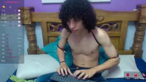 Snapshot of mike_miiller_ chatting on October 23, 6:39 pm I AM KURTT online show from October 23, 6:39 pm