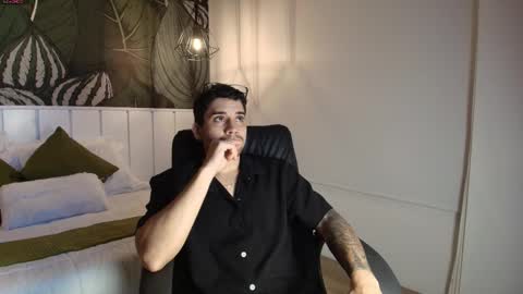 Mike Montoya online show from October 24, 2:08 am