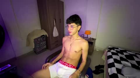 Mike Pineapple online show from October 14, 4:46 am