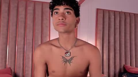 Snapshot of mike_thomsonn chatting on February 22, 4:49 pm Mike Thomsonn online show from February 22, 4:49 pm