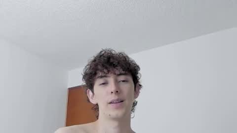 Snapshot of mikebelf4 chatting on October 10, 2:21 am Mikebelf4 online show from October 10, 2:21 am