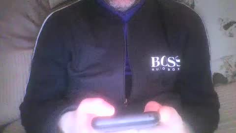 Snapshot of mikehockishuge9 chatting on January 30, 11:13 pm mikehockishuge9 online show from January 30, 11:13 pm