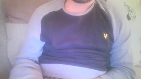 Snapshot of mikehockishuge9 chatting on October 18, 9:59 pm mikehockishuge9 online show from October 18, 9:59 pm