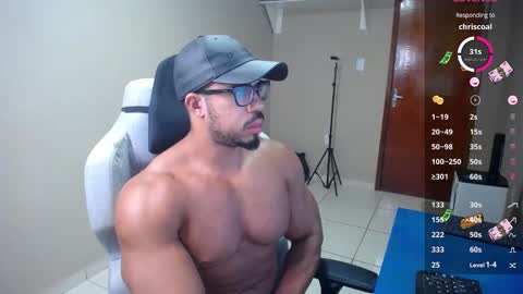 Snapshot of mikehotk chatting on January 10, 8:51 am mikehotk online show from January 10, 8:51 am